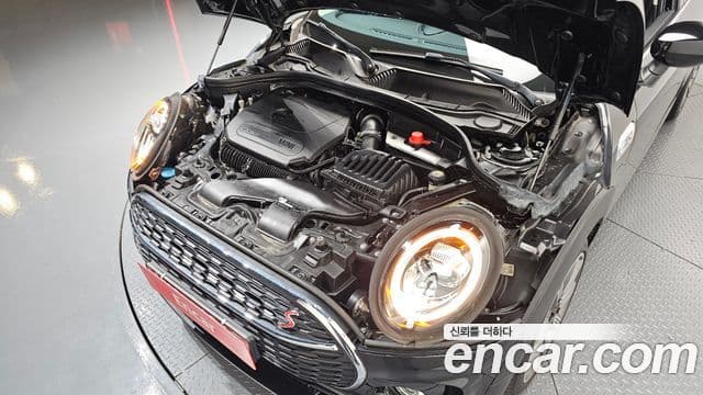 Mini Cooper S Clubman 2020 — Şəkil 8/31
