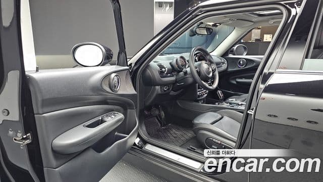 Mini Cooper S Clubman 2020 — Şəkil 28/31