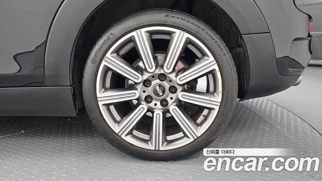 Mini Cooper S Clubman 2020 — Şəkil 19/31