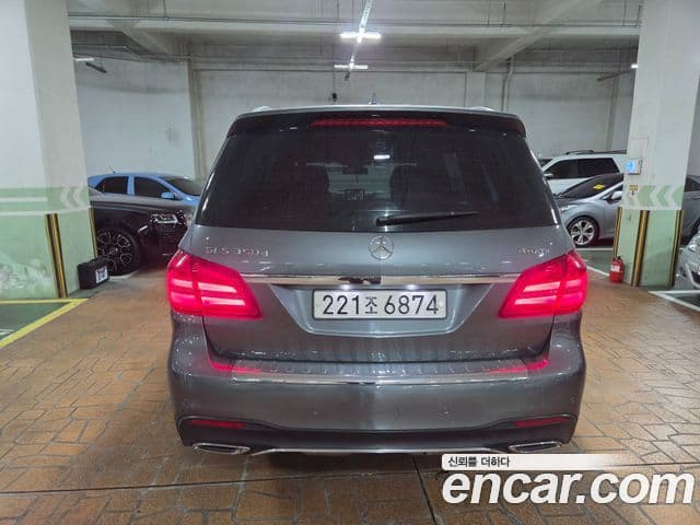 Mercedes-Benz GLS-Class 2018 — Фото 4/12