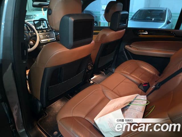 Mercedes-Benz GLS-Class 2018 — Фото 11/12