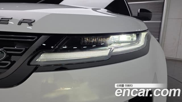Land Rover Range Rover Evoque 2026 — ფოტო 17/20