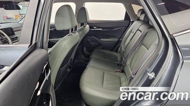 Kia Seltos 2023 — Şəkil 12/20