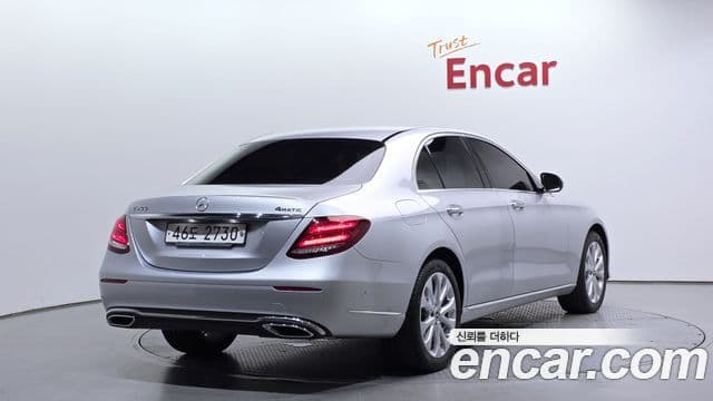 Mercedes-Benz E-Class 2018 — Фото 2/20