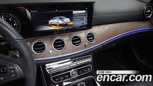 Mercedes-Benz E-Class 2018 — Фото 14/20