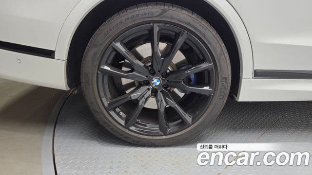 BMW X7 2024 — ფოტო 5/20
