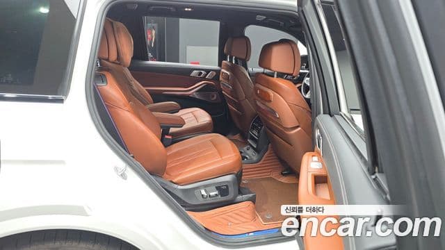 BMW X7 2024 — ფოტო 12/20
