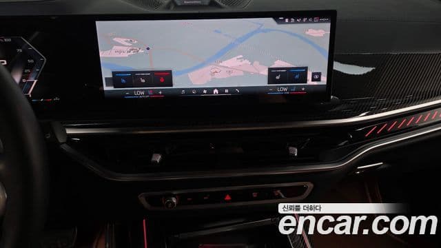 BMW X7 2024 — ფოტო 14/20