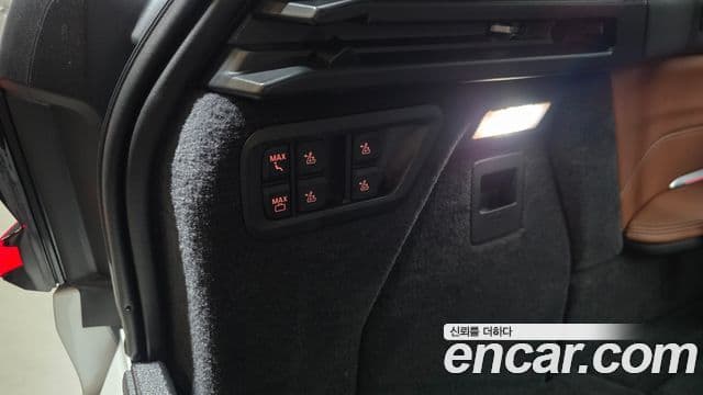 BMW X7 2024 — ფოტო 17/20