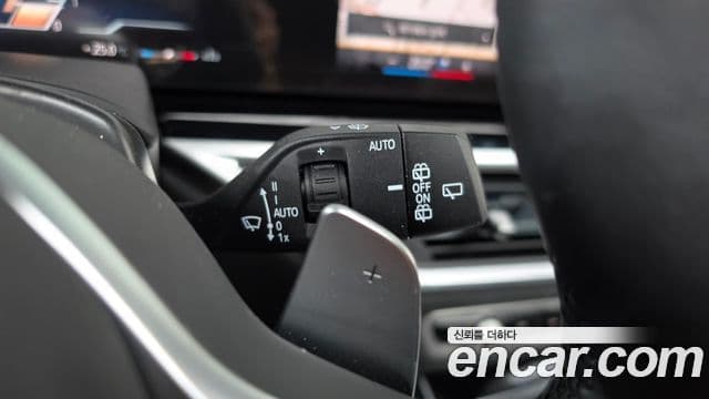 BMW X5 2025 — Photo 7/36