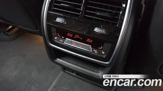 BMW X5 2025 — Photo 2/36