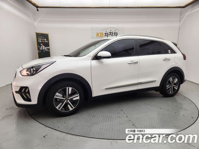 Kia Niro 2019 — Şəkil 1/20