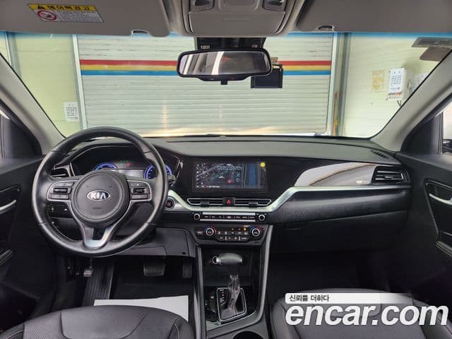 Kia Niro 2019 — Şəkil 7/20