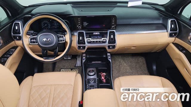 Kia Sorento 2021 — Фото 7/20