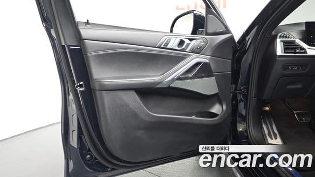 BMW X6 2024 — Photo 9/36