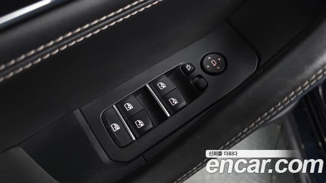 BMW X6 2024 — Photo 18/36