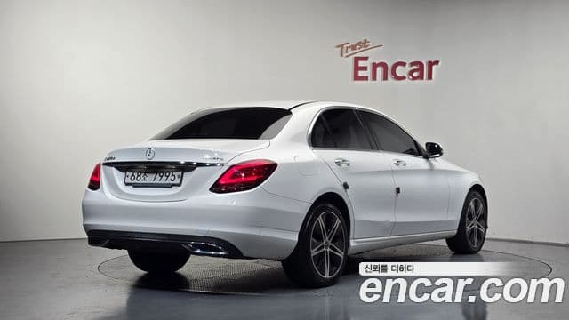 Mercedes-Benz C-Class 2019 — Şəkil 2/20