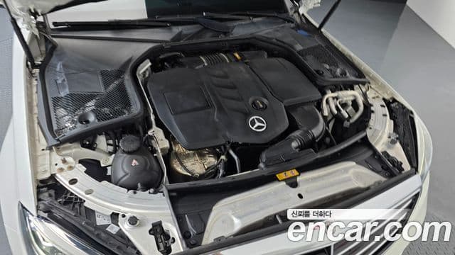 Mercedes-Benz C-Class 2019 — Şəkil 6/20