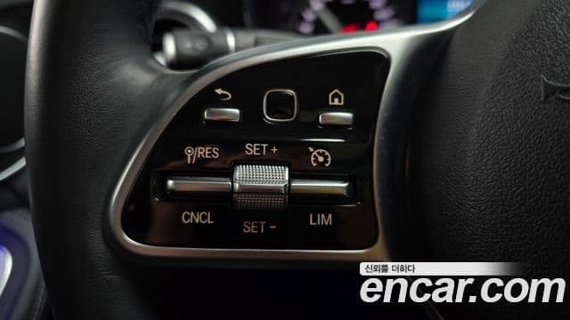 Mercedes-Benz C-Class 2019 — Şəkil 16/20