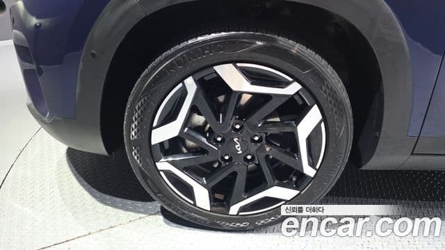Kia Seltos 2022 — Şəkil 4/20