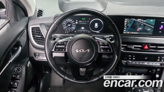 Kia Seltos 2022 — Şəkil 12/20