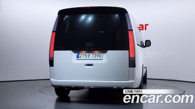 Hyundai Staria 2025 — Фото 4/20