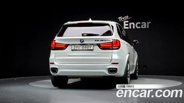 BMW X5 2018 — Фото 3/20