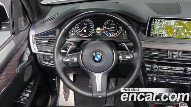 BMW X5 2018 — Фото 12/20