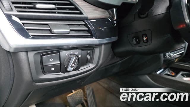 BMW X5 2018 — Şəkil 18/38