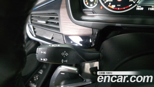 BMW X5 2018 — Şəkil 15/38