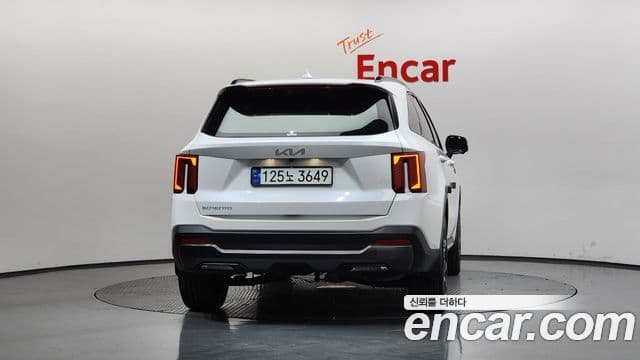 Kia Sorento 2023 — Şəkil 4/20