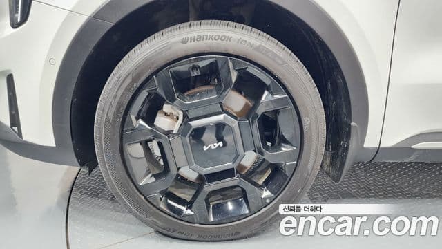 Kia Sorento 2023 — Şəkil 5/20