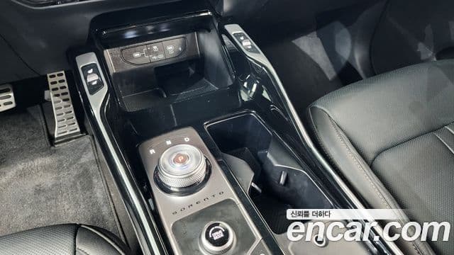 Kia Sorento 2023 — Şəkil 9/20