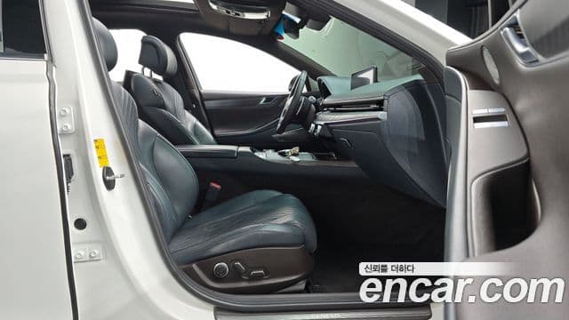 Genesis G80 2020 — Photo 24/34