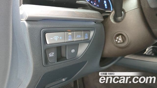 Genesis G80 2020 — Photo 29/34