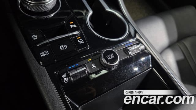 Kia K5 2021 — Photo 2/30