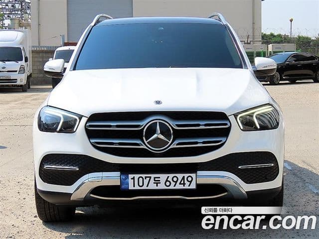 Mercedes-Benz GLE-Class 2020 — ფოტო 9/20