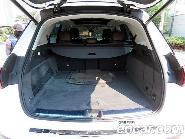 Mercedes-Benz GLE-Class 2020 — ფოტო 17/20