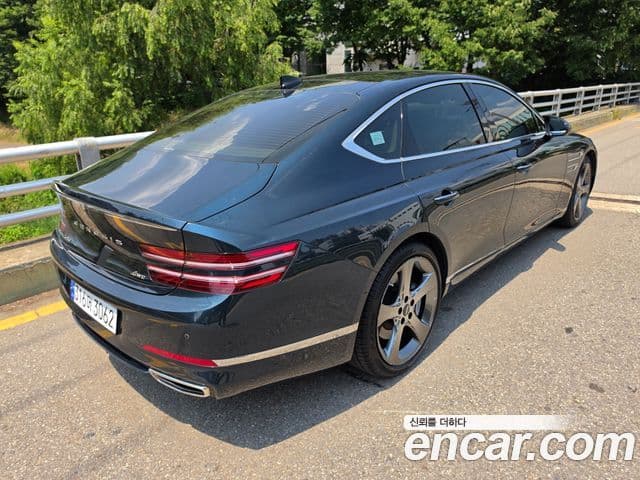 Genesis Electrified G80 2023 — фото 4 из 20
