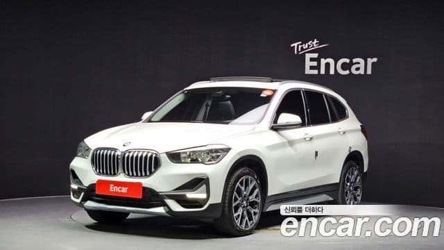 BMW X1 2022 — Şəkil 1/20