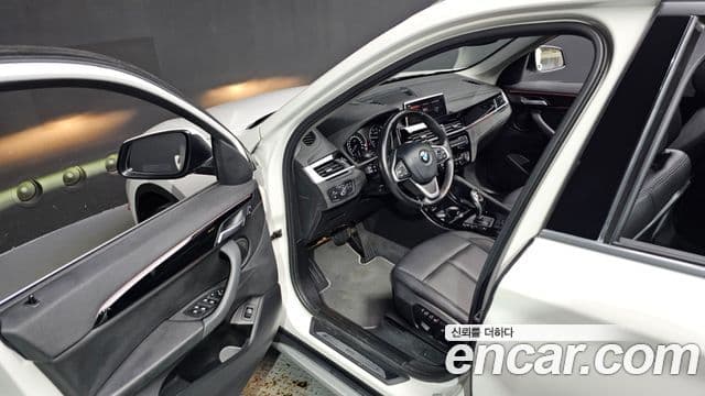 BMW X1 2022 — Şəkil 10/20