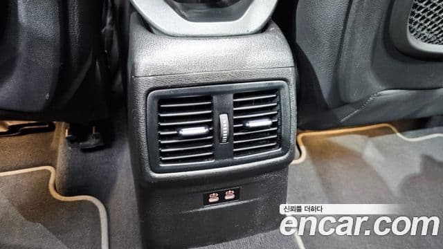 BMW X1 2022 — Photo 29/33