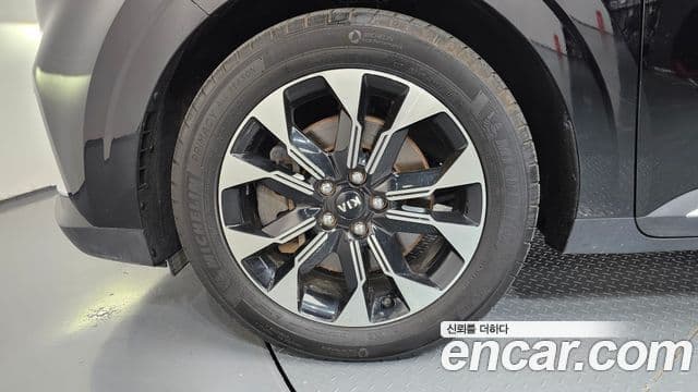 Kia Carnival 2021 — Фото 5/20