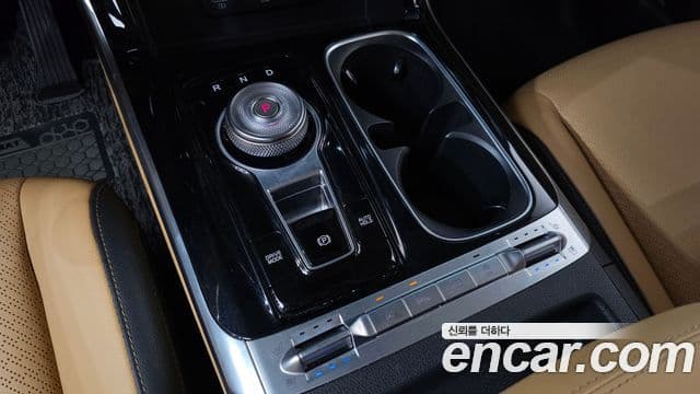 Kia Carnival 2021 — Фото 9/20