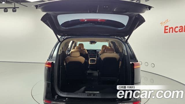 Kia Carnival 2021 — Фото 20/20