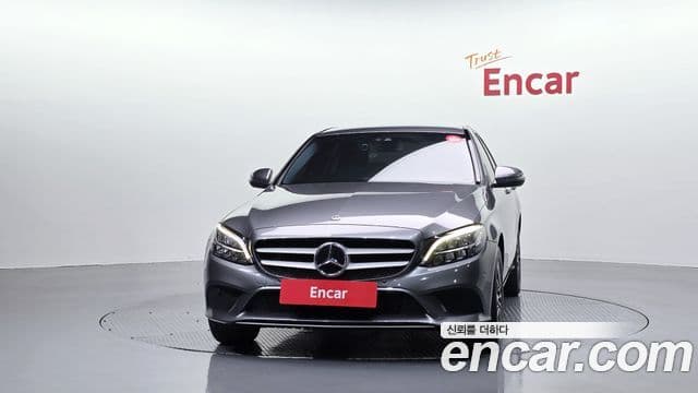 Mercedes-Benz C-Class 2019 — Şəkil 22/31
