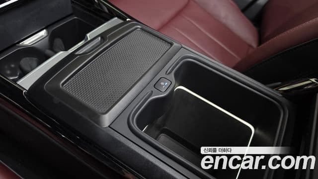 Land Rover Range Rover Sport 2024 — ფოტო 18/20