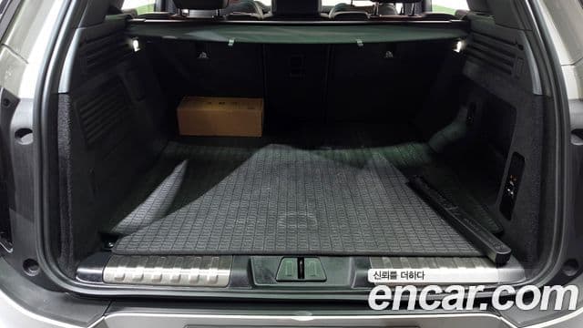 Land Rover Range Rover Sport 2024 — Photo 5/37