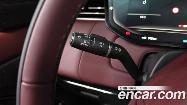 Land Rover Range Rover Sport 2024 — Photo 33/37