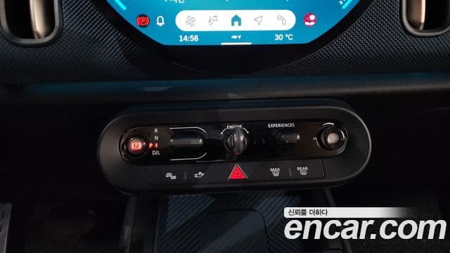Mini Cooper S Countryman 2024 — ფოტო 12/20